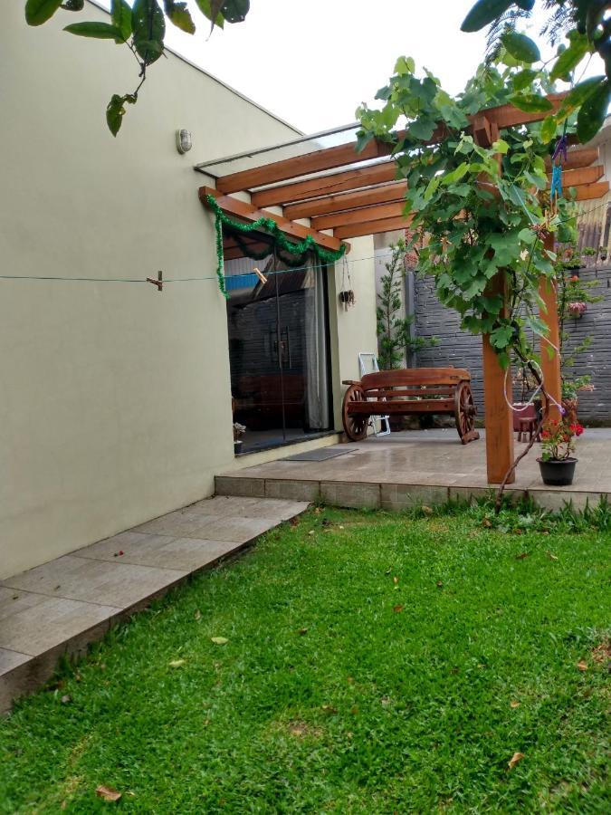Casa Aconchegante Ou Suites Privativas Canela Esterno foto